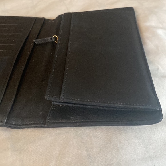 Chanel Camellia wallet - Picture 13 of 14